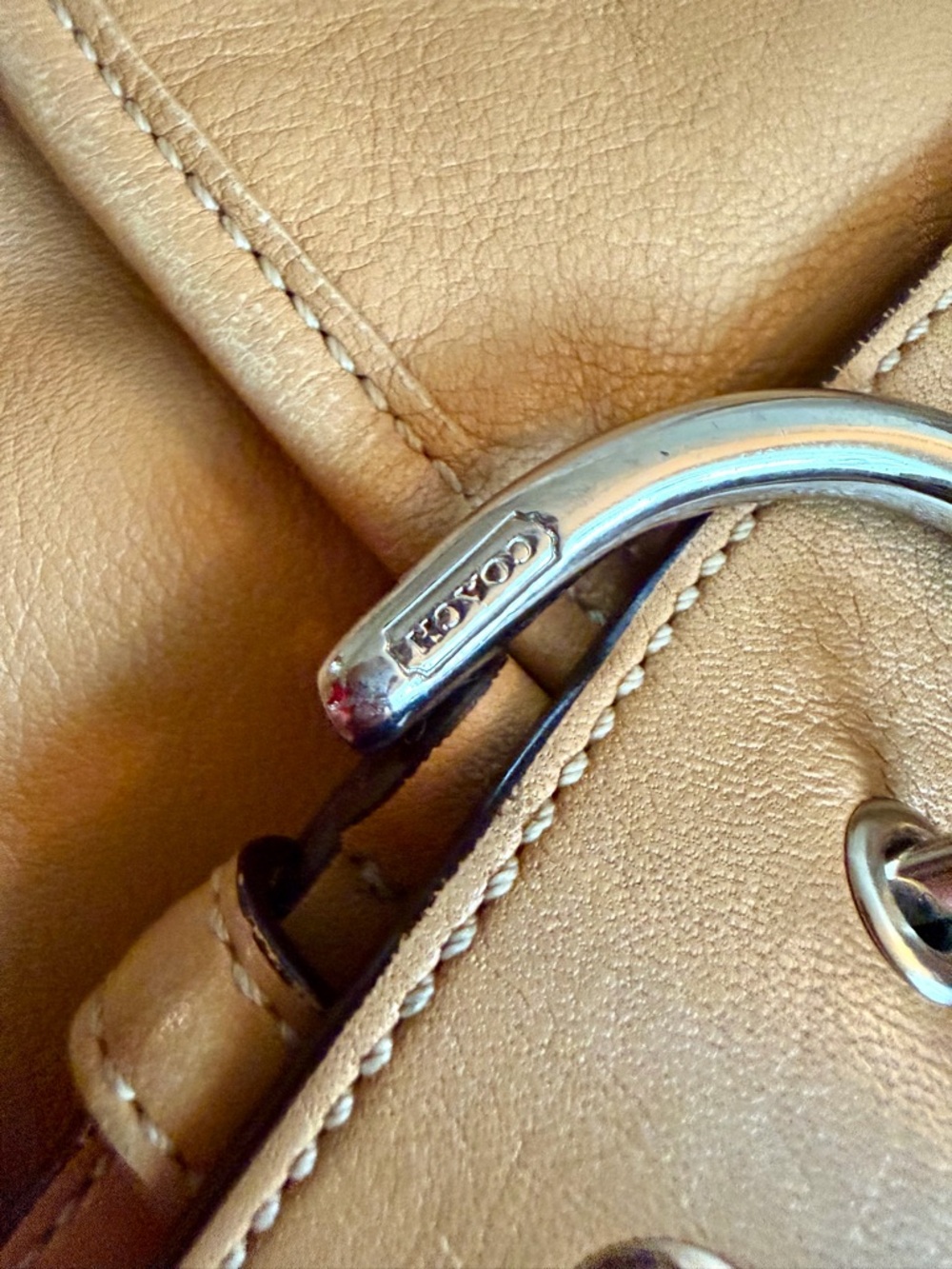 Y2K Coach SoHo Hobo Bag L04D-9480 Camel Leather Buckle Flap Shoulder/Crossbody - Picture 10 of 15